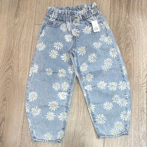 GAP Daisy Horseshoe Jeans - 5yr